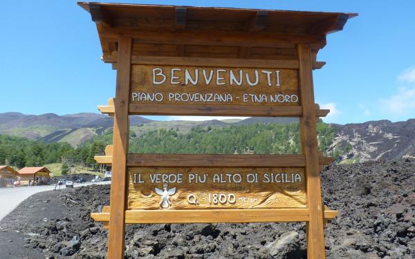 the lava desert of Piano Provenzana