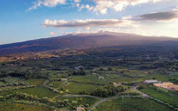 Etna Wie Region Guide